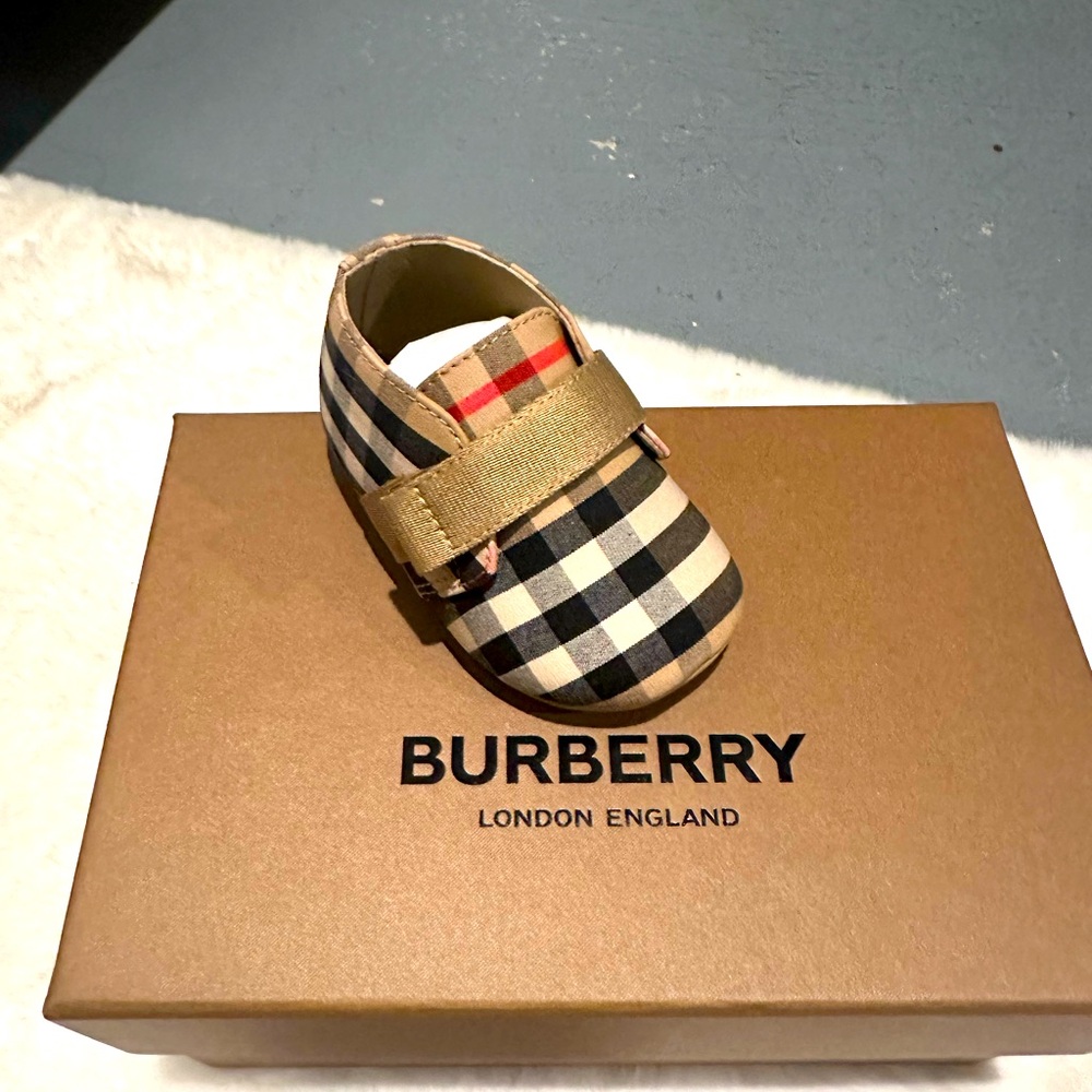 Baby shoes
